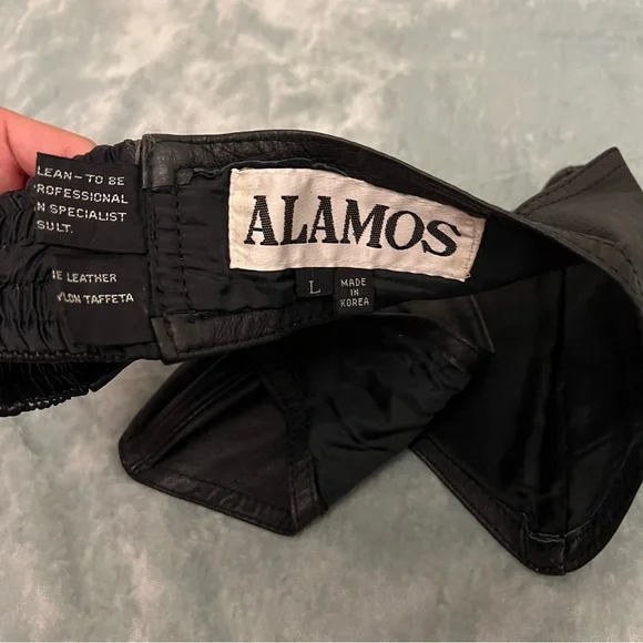 Vintage leather top Size L - Picture 3 of 3